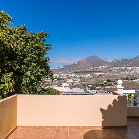 Modern With Private Pool And Mountain Views Villa
