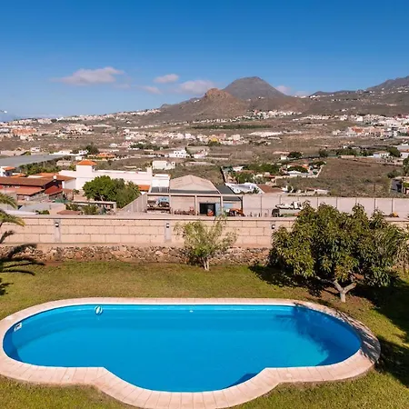 Modern With Private Pool And Mountain Views Villa *