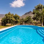 Modern With Private Pool And Mountain Views Willa