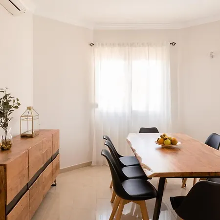 Вилла Modern With Private Pool And Mountain Views