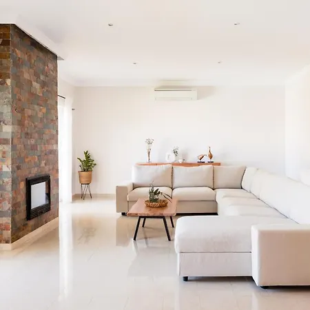 Modern With Private Pool And Mountain Views * Арона