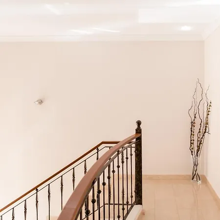 Вилла Modern With Private Pool And Mountain Views *